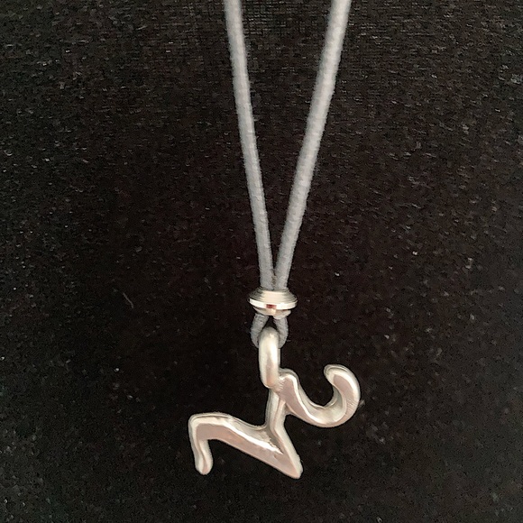 Vintage Boho Style Necklaces for the Capricorn Hammered Metal Crystal Garnet - Picture 3 of 7